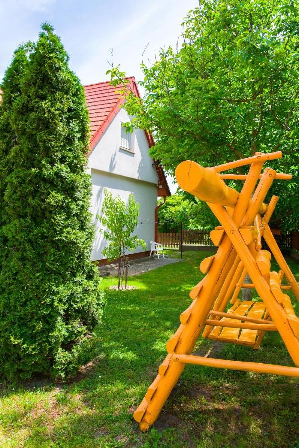 Apartmán Huszar Vendeghaz Orvenyes Exteriér fotografie
