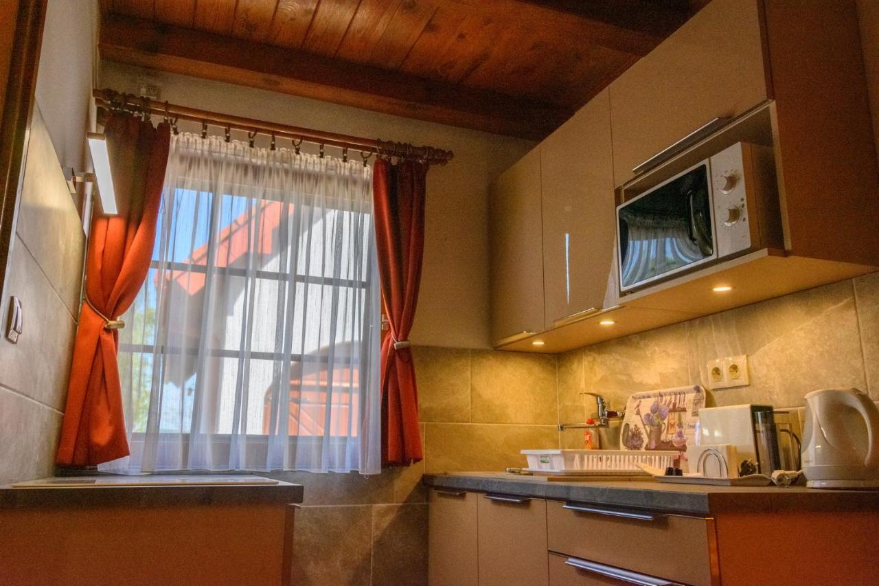 Apartmán Huszar Vendeghaz Orvenyes Exteriér fotografie